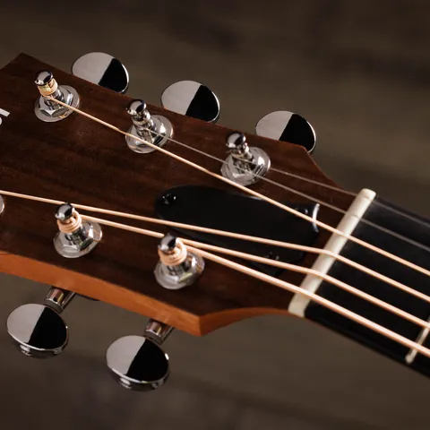 Mini Guitars: GS Mini Series | Taylor Guitars